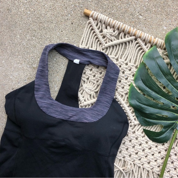 Luluemon Black Scoop Neck Tank Top Size 6 - Picture 3 of 9